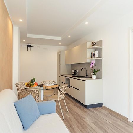 Vilu Suite Centro 폴리나노 아마레 외부 사진